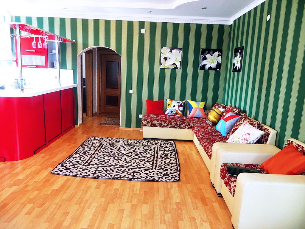 Bishkek House Apartment 3 ห้อง รูปภาพ