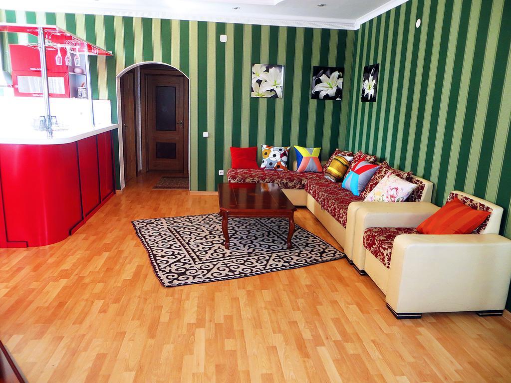 Bishkek House Apartment 3 ห้อง รูปภาพ